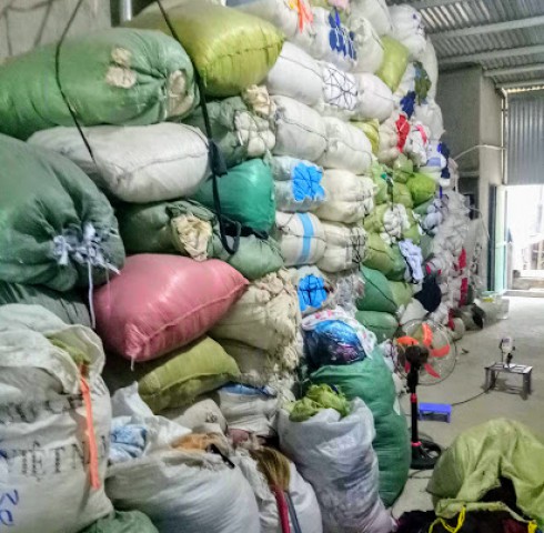 vải lau lớn (khổ A4 trở lên)